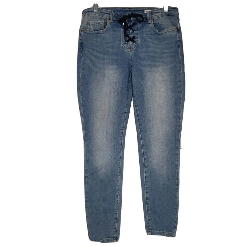 Blanknyc Juniors Skinny Classique Jeans Distressed Size 30 Ties Boho Chic Sexy